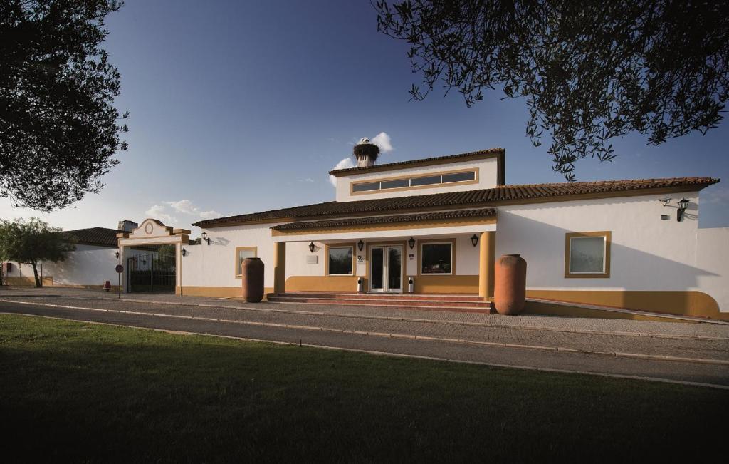 Vila Gale Alentejo Vineyard - Clube De Campo Albernoa Exterior foto